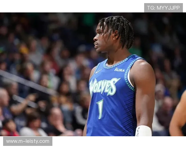 安东尼·爱德华兹防守移动速度Z-score +2.1,锋线排名前5%