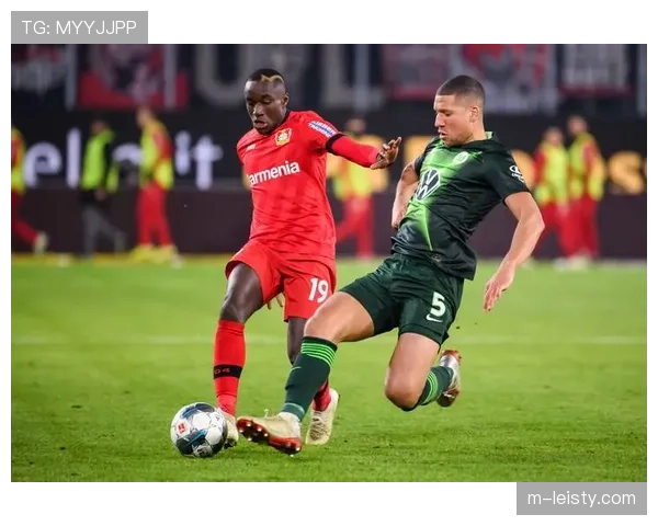 德甲速报：勒沃库森1-0小胜，制胜球来源于对手角球进攻被断后的三传反击