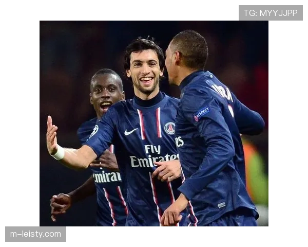 巴黎传奇球员帕斯托雷等五人荣归主场，致敬俱乐部历史功勋